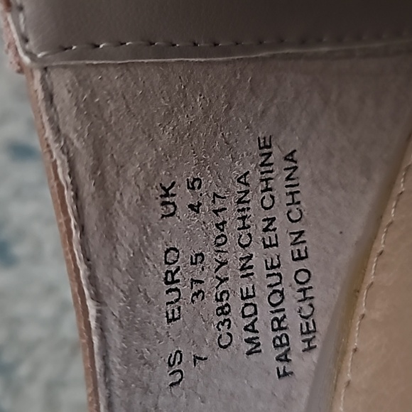 Kelsi Dagger booties, NIB, Size 7 - Picture 8 of 8